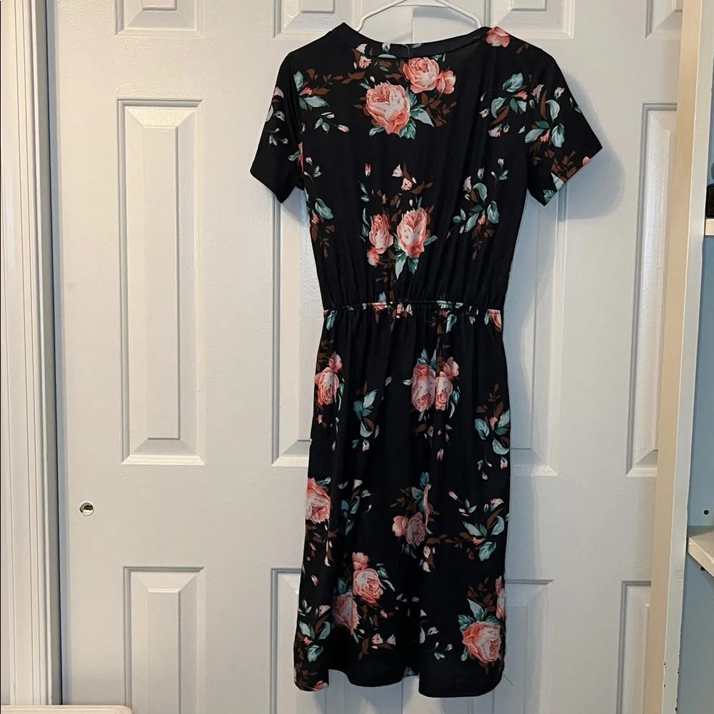 Black Floral Short Sleeve Dress Tie Waist Casual Size S - Picture 5 of 6